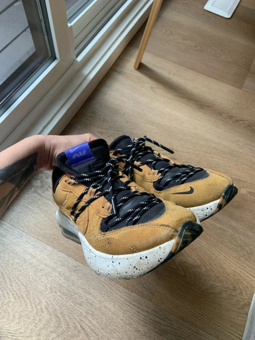 Nike Airmax Brown Suede Sneakers - Picture 5 of 5